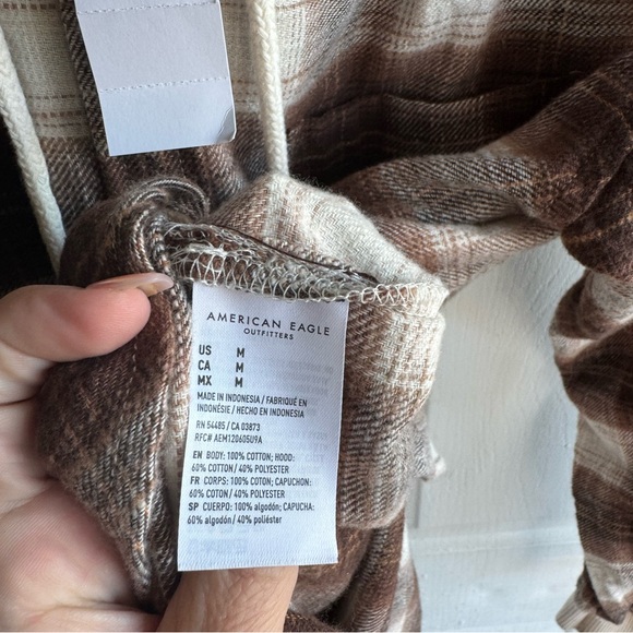 American Eagle men’s brown plaid button up flannel shirt jacket size medium NWT - Picture 6 of 7